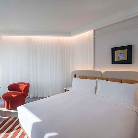 Mondrian Hong Kong Hotel Стая снимка