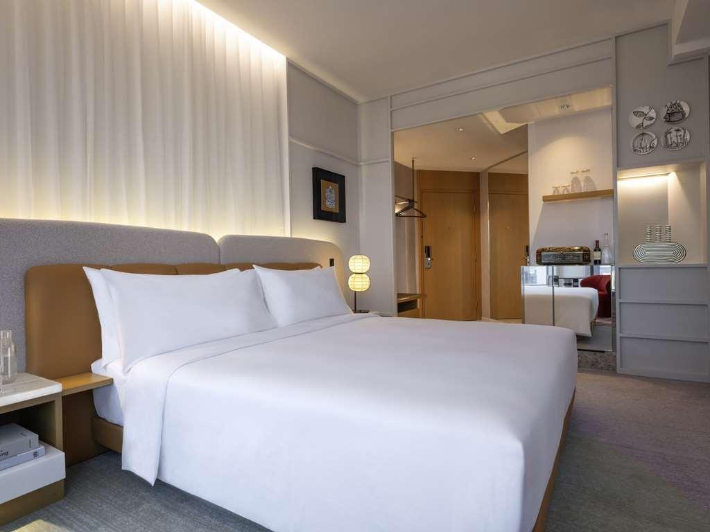 Mondrian Hong Kong Hotel Стая снимка