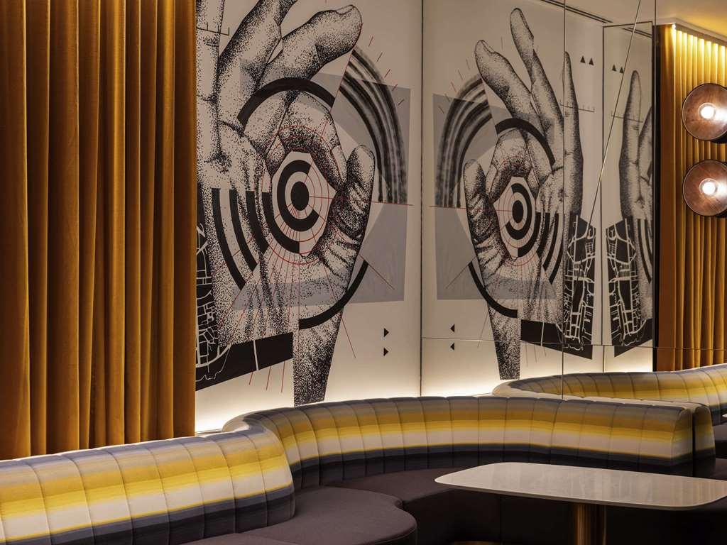 Mondrian Hong Kong Hotel Ресторант снимка